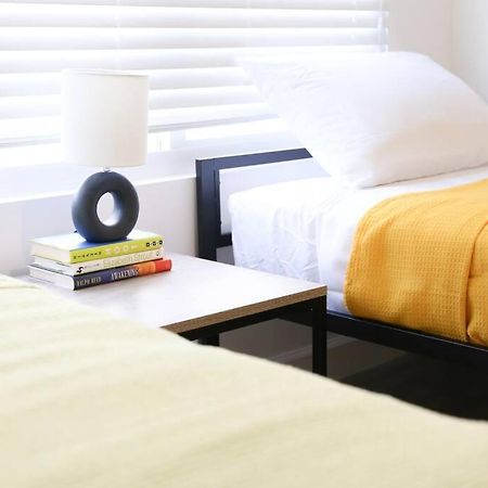 Insta Worthy Modern Bungalow Homestead Extérieur photo