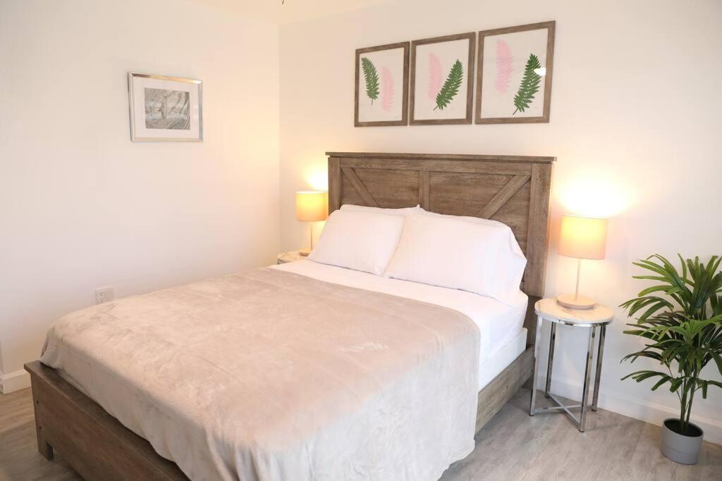 Insta Worthy Modern Bungalow Homestead Extérieur photo